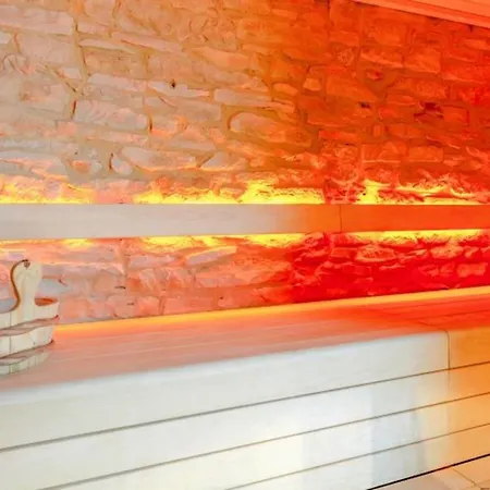 Villa Spacious In With Private Pool