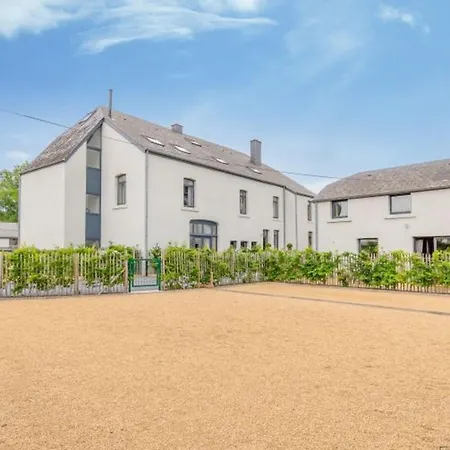 Villa Spacious In With Private Pool *