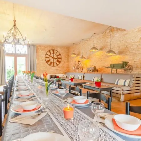 Spacious In With Private Pool Villa Florenville