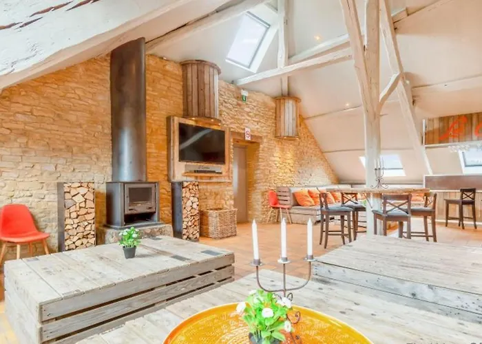 Villa Spacious In With Private Pool