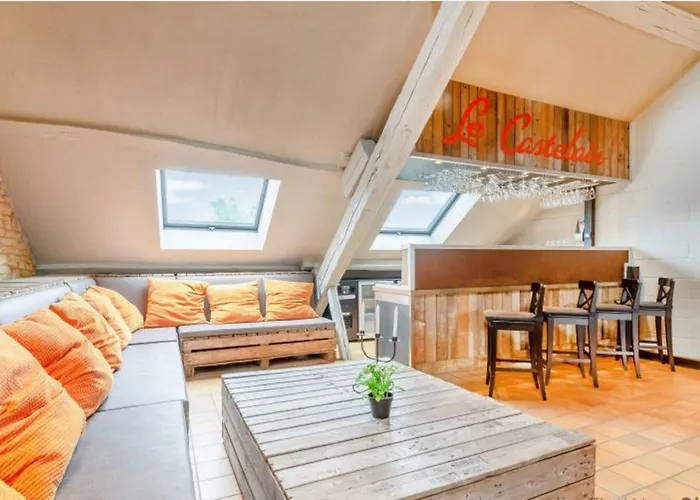 Spacious In With Private Pool Villa Florenville